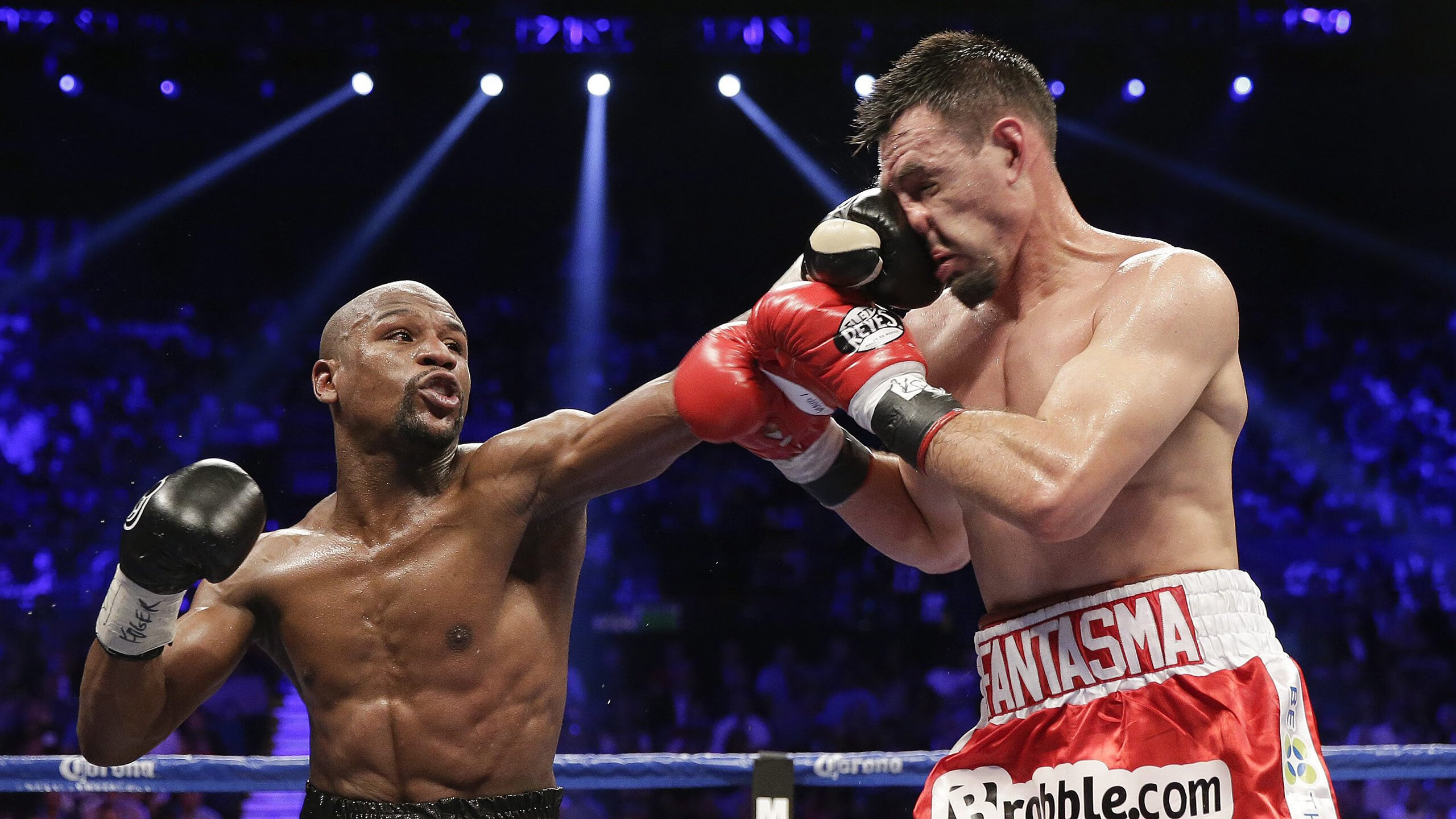 “足球+科技”创新成果在全国多地推行，行业数字化转型步伐加快